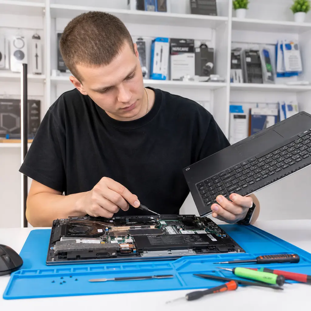 заменить клавиатуру на ноутбуке Acer в Дедовске